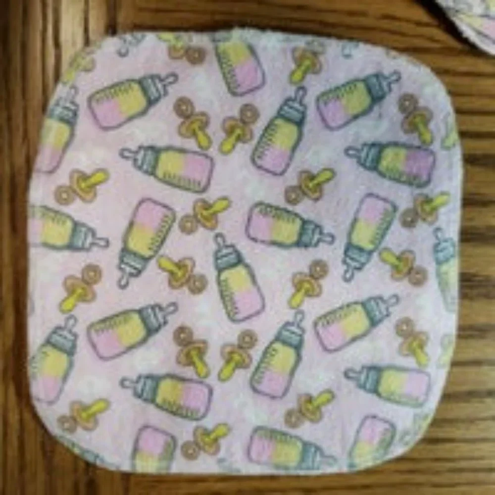 12 Cloth wipes